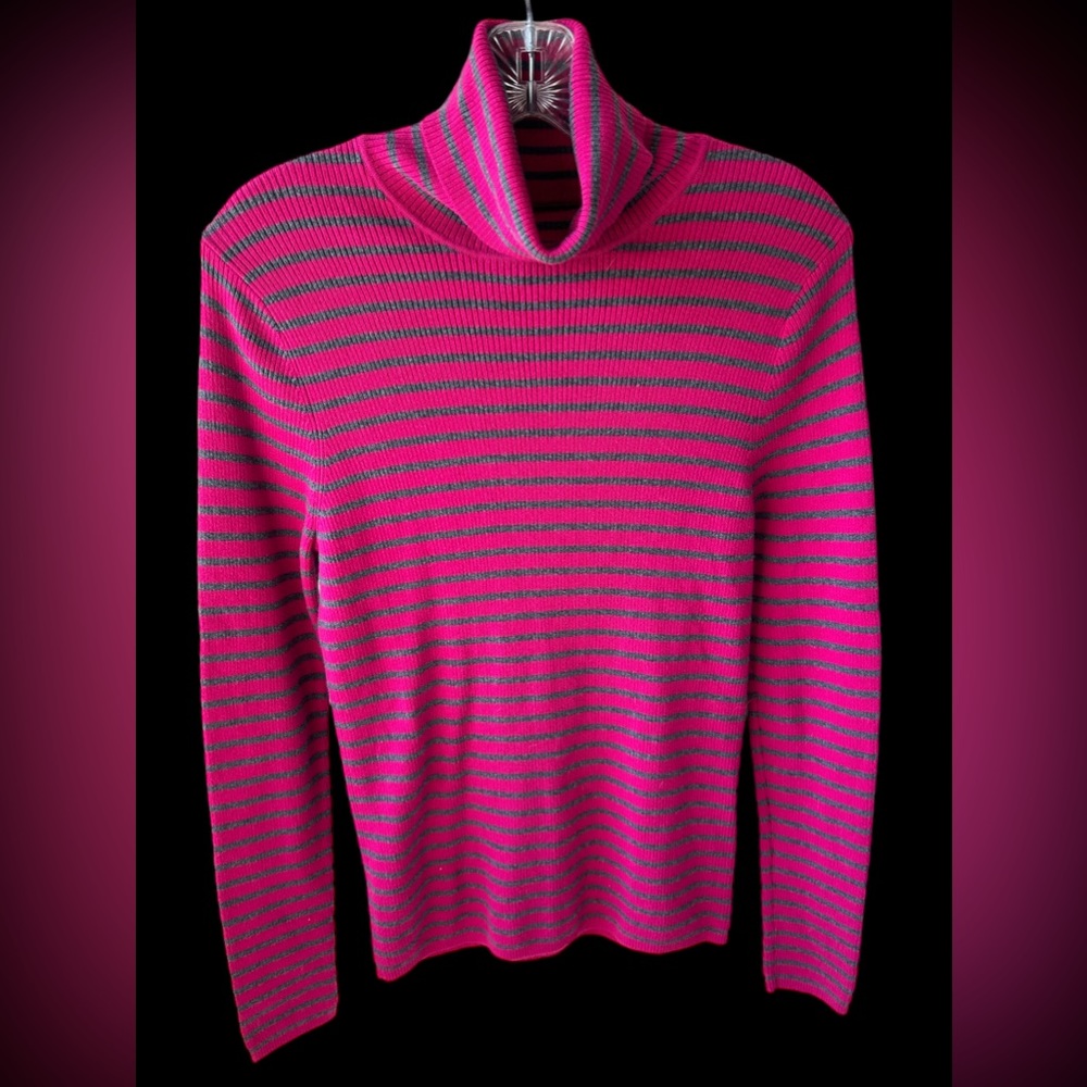 Old Navy, pink and gray striped ribbed turtleneck‎ sweater women’s size large
